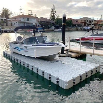 Snámh sciála scaird le haghaidh luamh